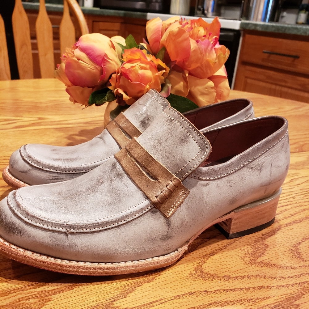 Freebird by Steven Macbeth Loafers Ice size 8🍁🍂